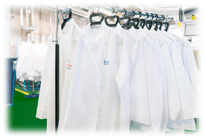 SDGs_imge_uniform-cleaning